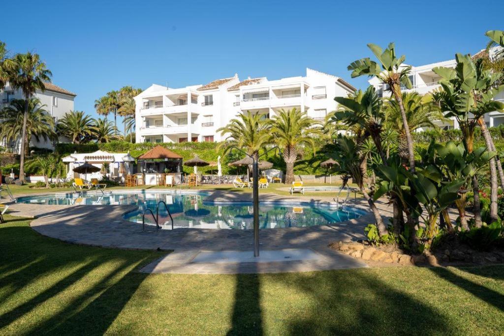 Precioso Estudio En Zona Residencial Miraflores Malaga Exterior photo